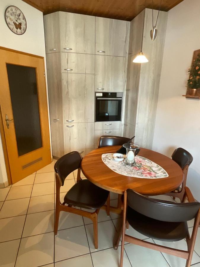 Ferienwohnung Am Kirschenbaum Steinhude Esterno foto